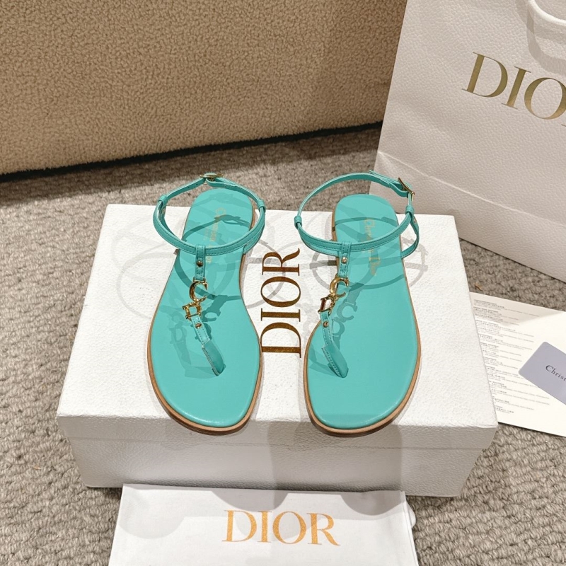 ch**an D*or sandals